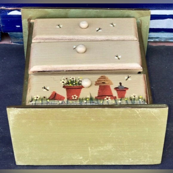 Vintage Wooden Hand Painted 3 Drawer Tiers Honeybee Hive HERB STORAGE Spice Box - Picture 5 of 10